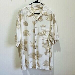 Caribbean Casual Hawaiian Short Sleeve Button Up Shirt in Men’s Size XL